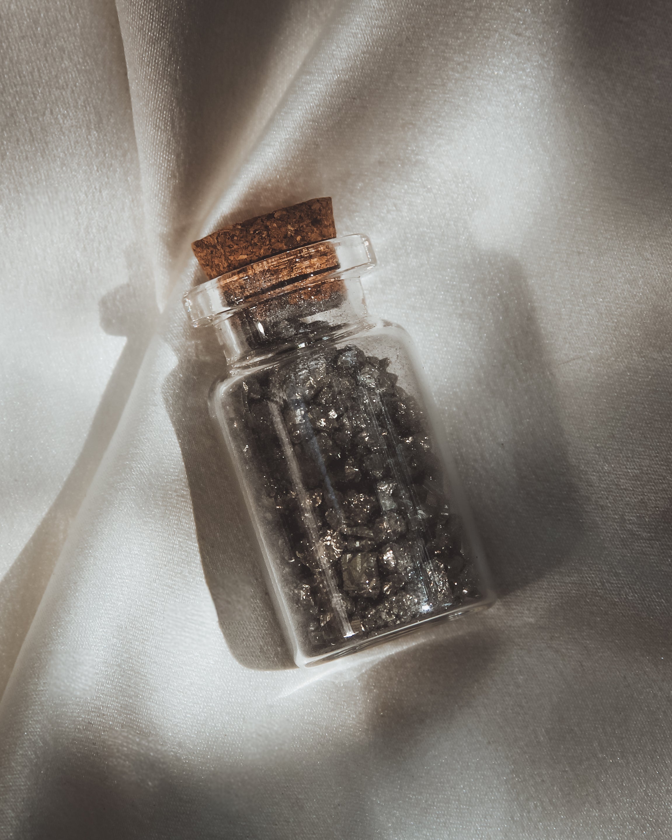 Botella Amuleto Pirita